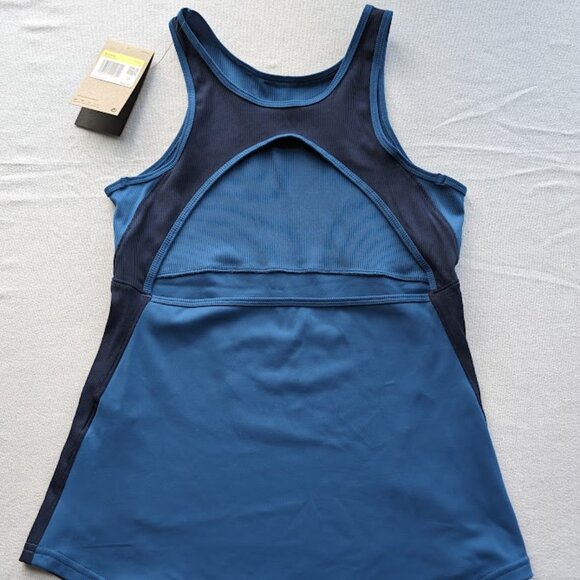 Women's Nike Yoga Dri-FIT Ribbed Tank Top Size Small Open Back DR0374 $42 NEW - Picture 6 of 9
